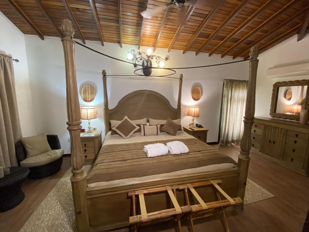 Ara Meru Lodge Canaima Kültér fotó